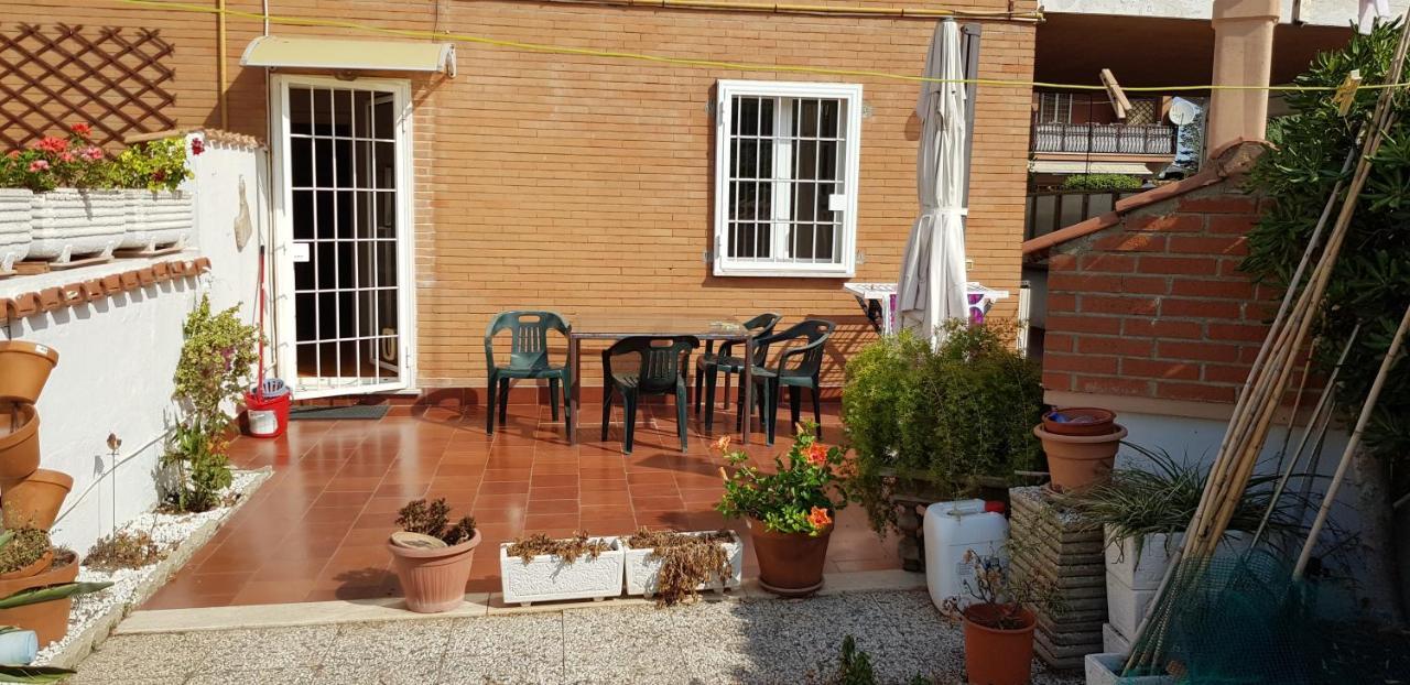 Romantische Villa Am Meer Mit Kamin Zoomarine Cinecitta World Torvaianica Exterior foto