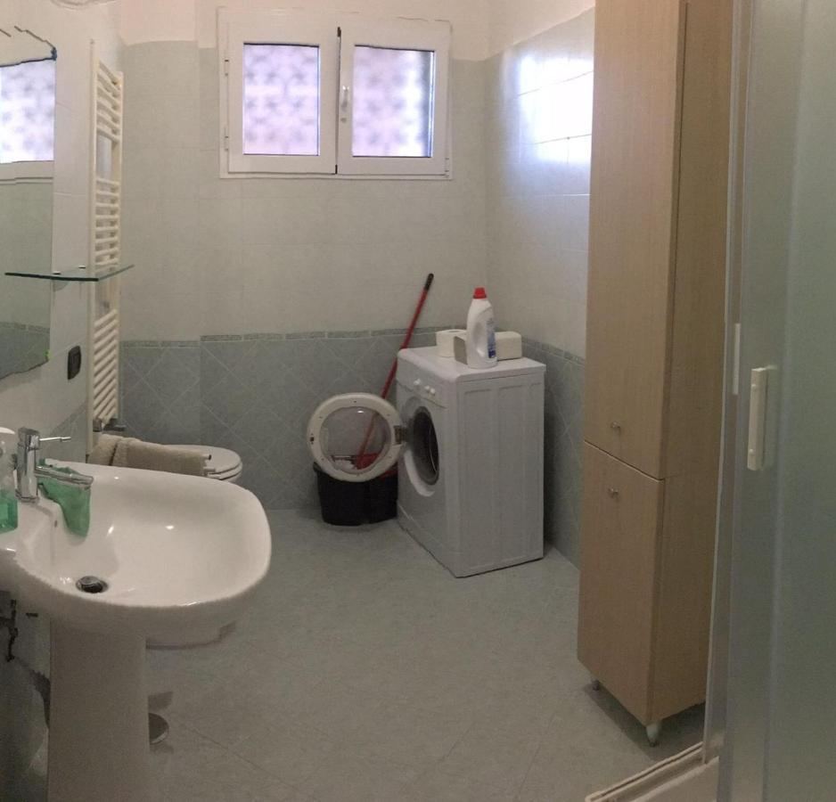 Romantische Villa Am Meer Mit Kamin Zoomarine Cinecitta World Torvaianica Exterior foto